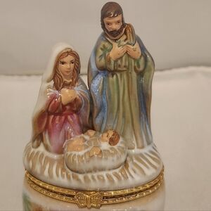 Nativity Scene Trinket Box